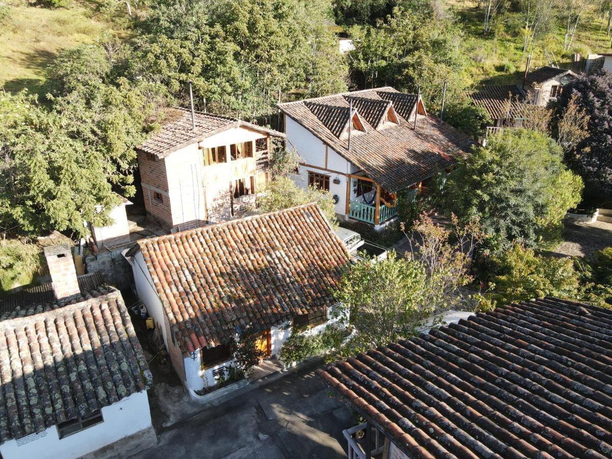 Hostal Mamá Hilda Chugchilán Esterno foto