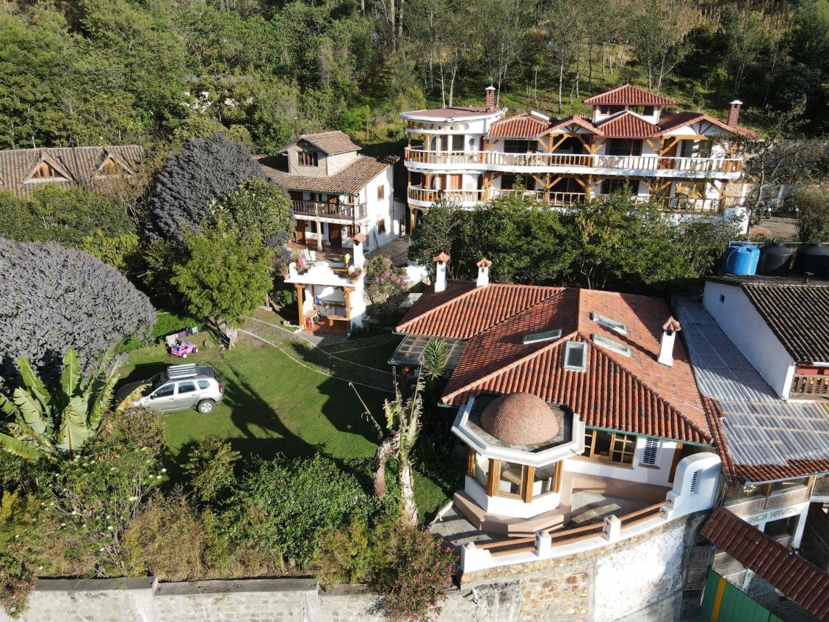 Hostal Mamá Hilda Chugchilán Esterno foto