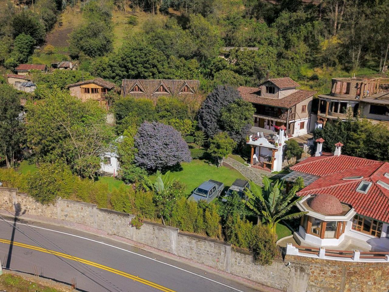 Hostal Mamá Hilda Chugchilán Esterno foto